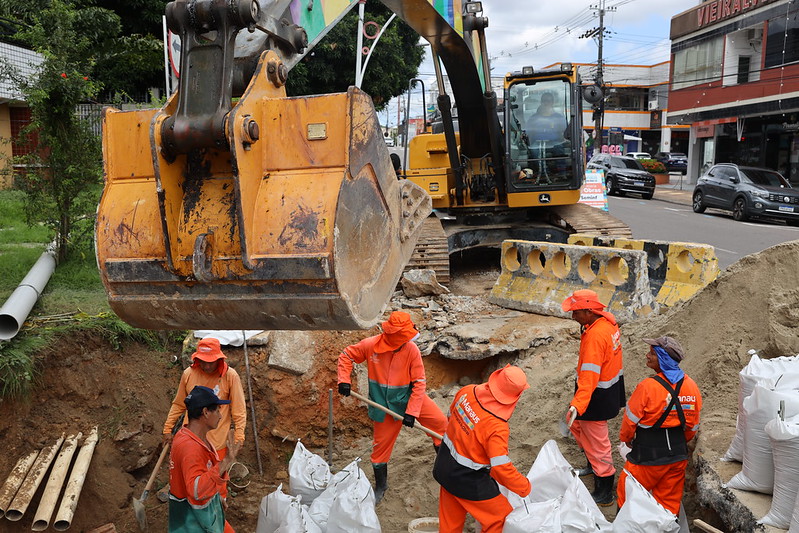 Prefeitura de Manaus recupera rede de drenagem profunda