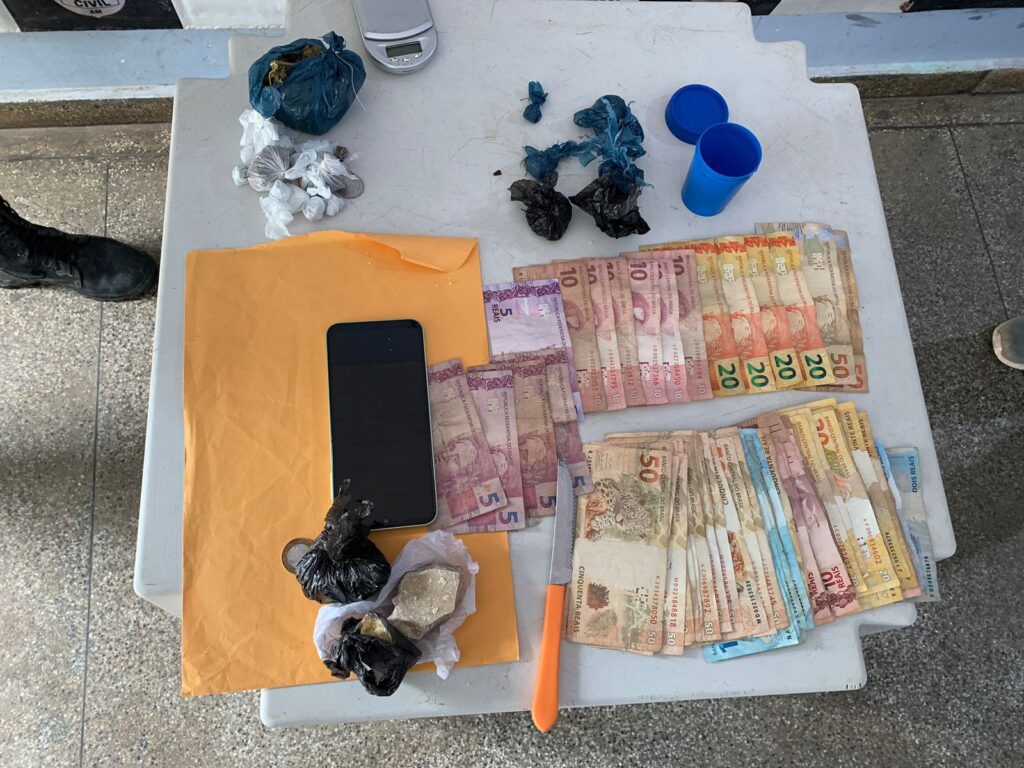 Em Carauari, Polícia Civil prende dupla em posse de drogas