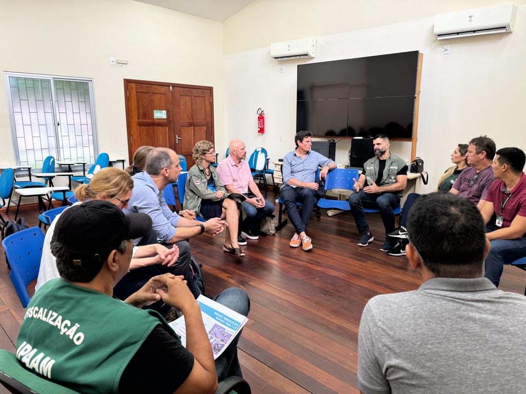 Sema apresenta projetos em andamento e discute novas parcerias