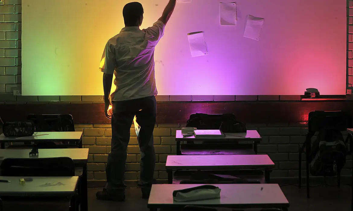 Lei garante a professores plano de carreira
