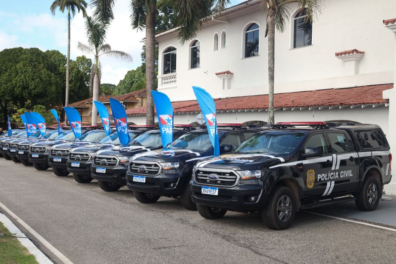 Governo do Estado entrega 60 novas viaturas para a Polícia Civil