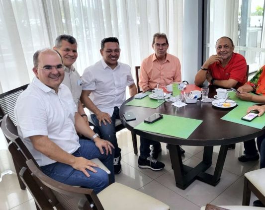 Ricardo Nicolau ressurge na cena política