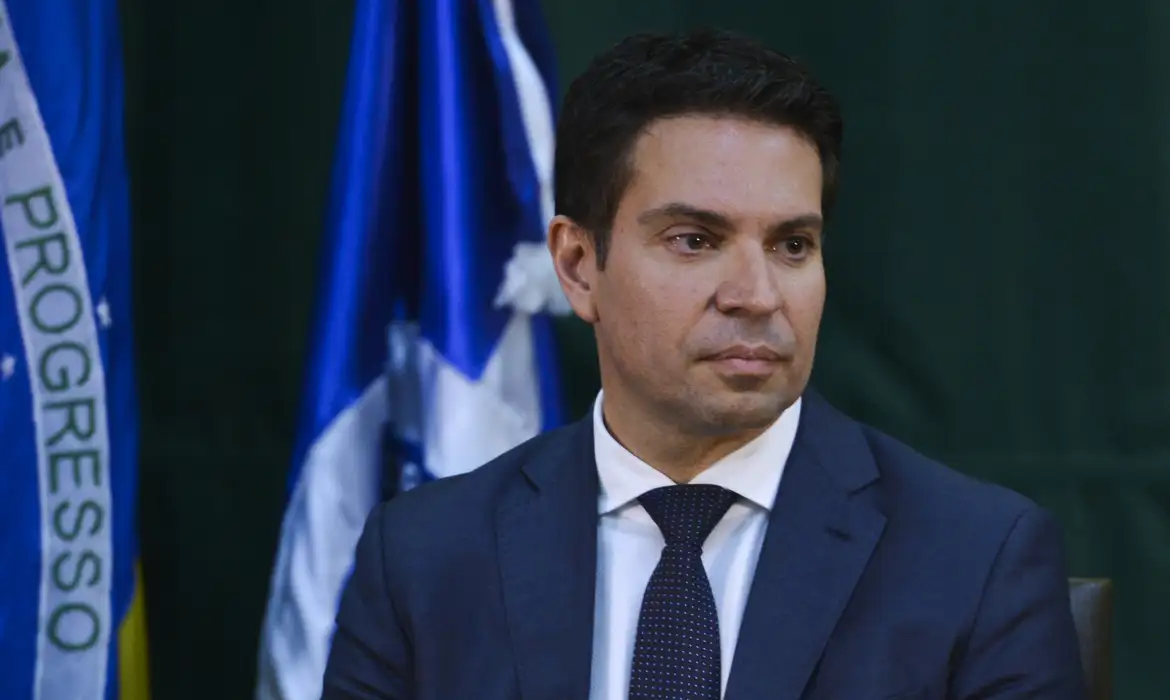 Abin apura por que Ramagem não devolveu aparelhos