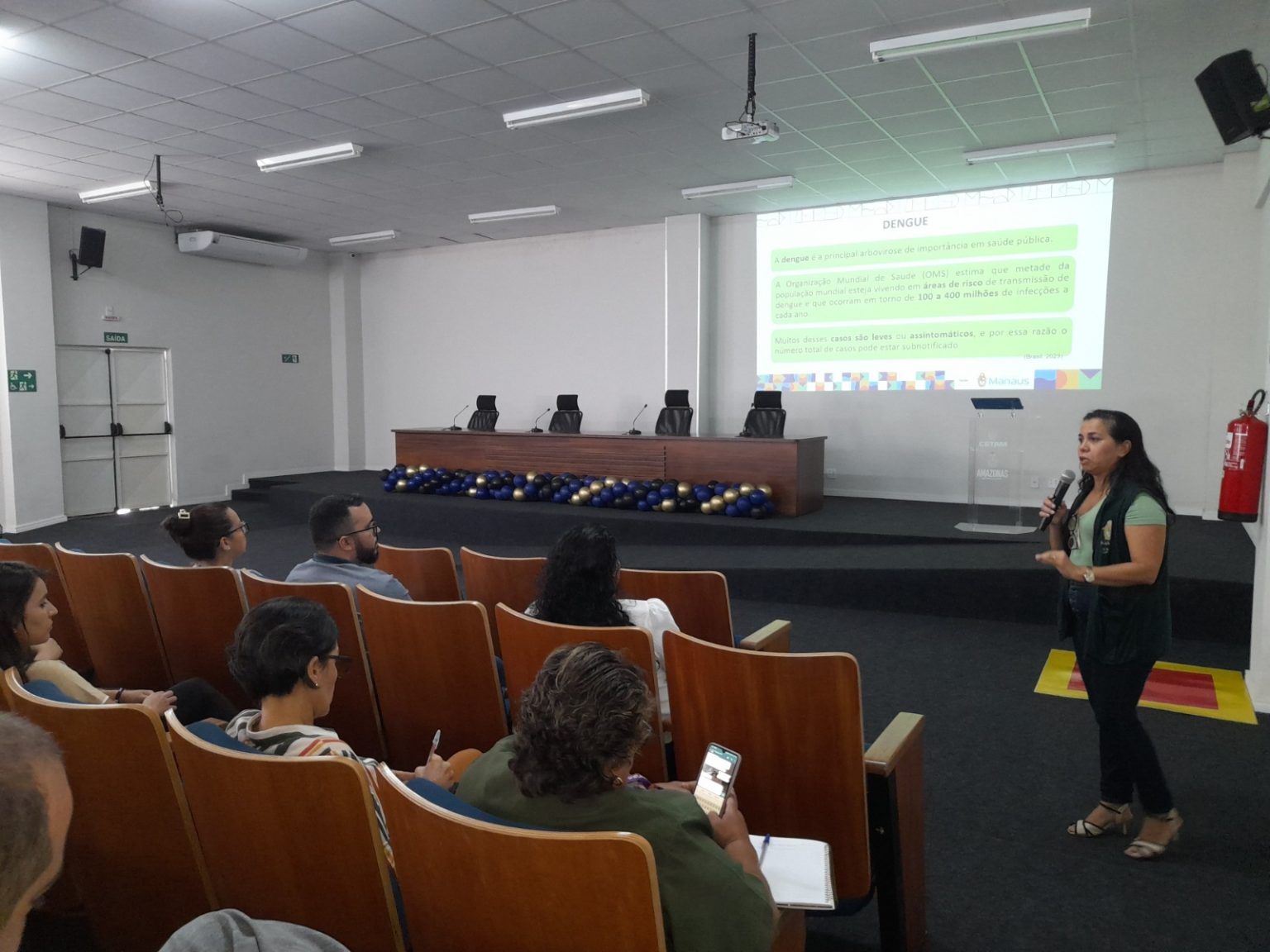 Profissionais de saúde participam de capacitação