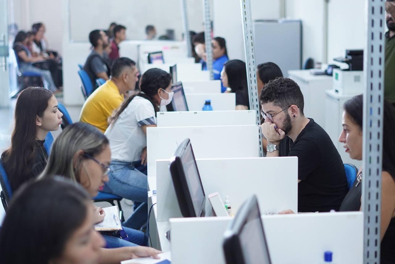 Sine Amazonas divulga 242 vagas de emprego