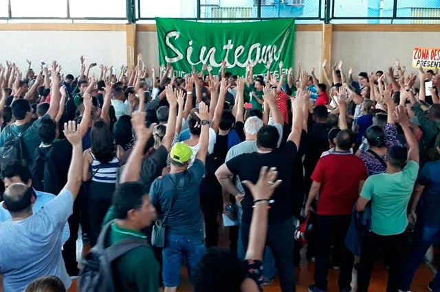 Professores farão manifestação na sede do governo no dia 30