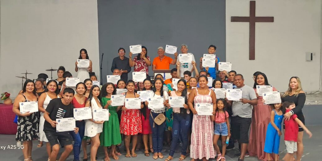 Entregas de Certificados aos Alunos