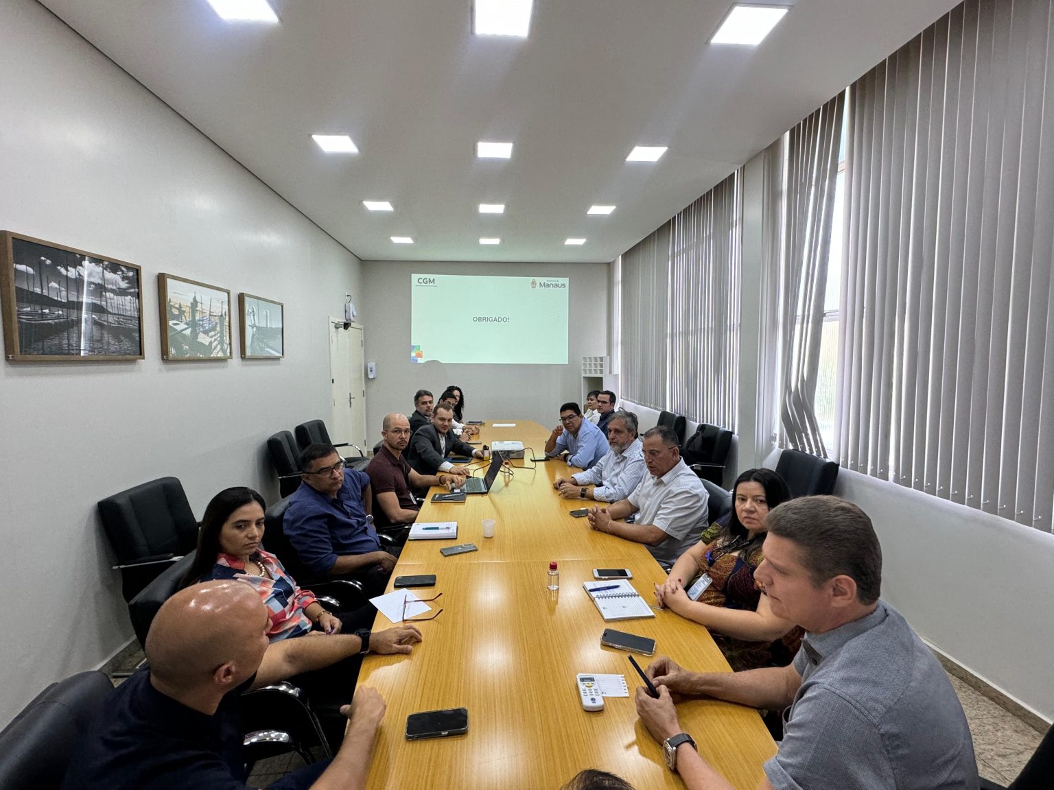 Prefeitura de Manaus inicia processo de transição de mandato com 1ª reunião dos membros