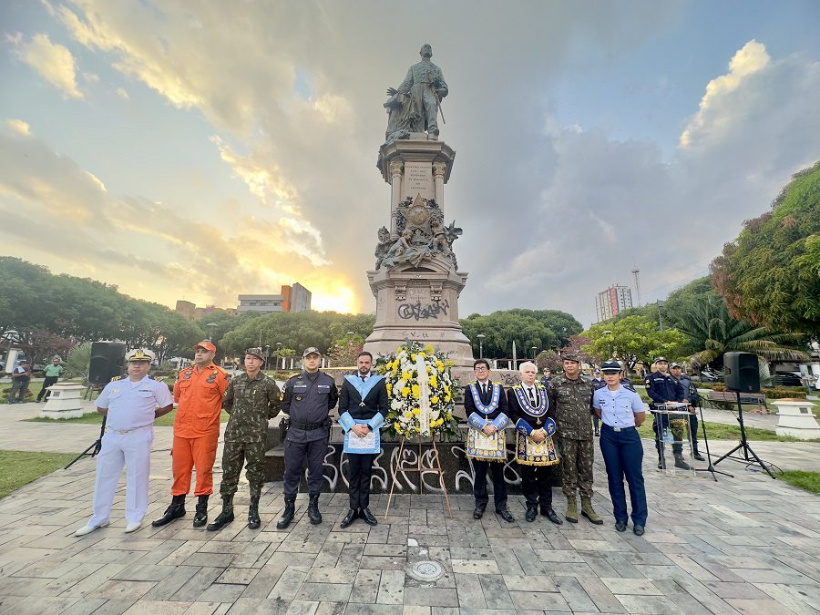 Polícia Militar do Amazonas homenageia Tenreiro Aranha em solenidade alusiva à elevação do Amazonas