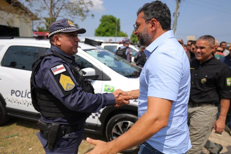 Wilson Lima defende operação no Rio, mas é cobrado por convocação de aprovados na PMAM