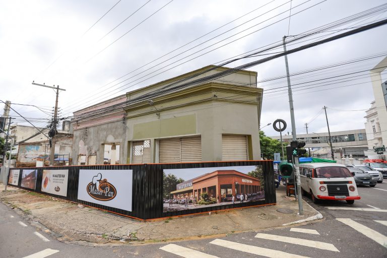 Imóveis antes abandonados no Centro começam a ser revilatizados