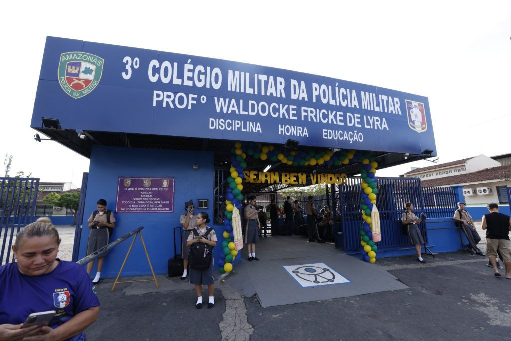 Governador Wilson Lima inicia ano letivo de 2026 destacando novas ferramentas digitais