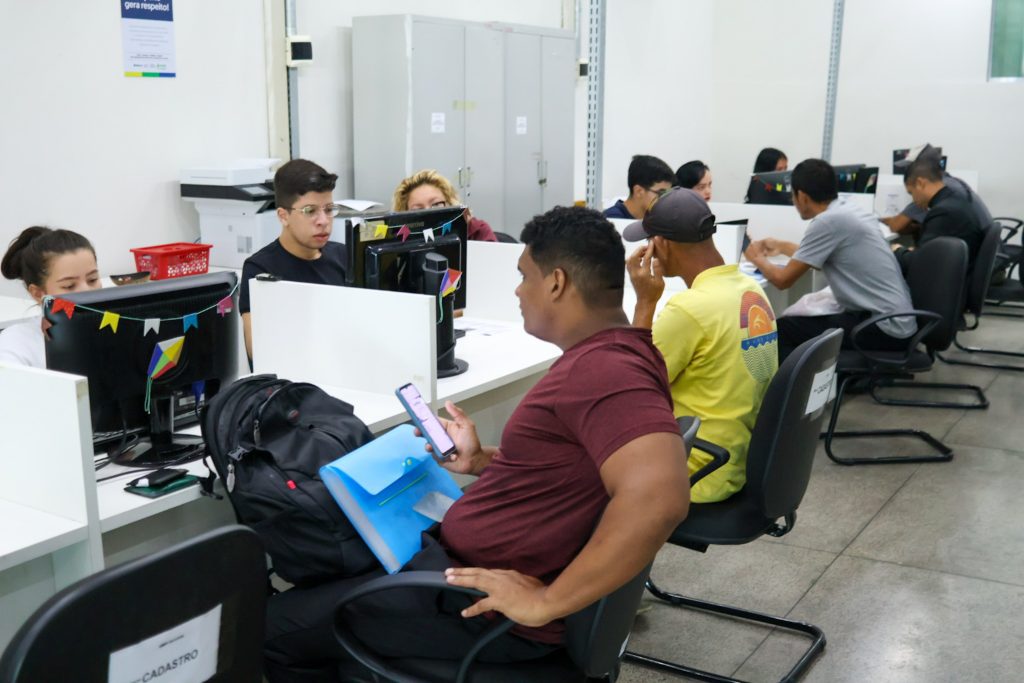 Sine Amazonas divulga 125 vagas de emprego