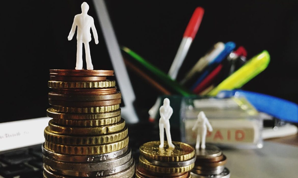 PIB cresce, mas dólar e ouro disparam: o retrato econômico dos últimos 10 anos no Brasil